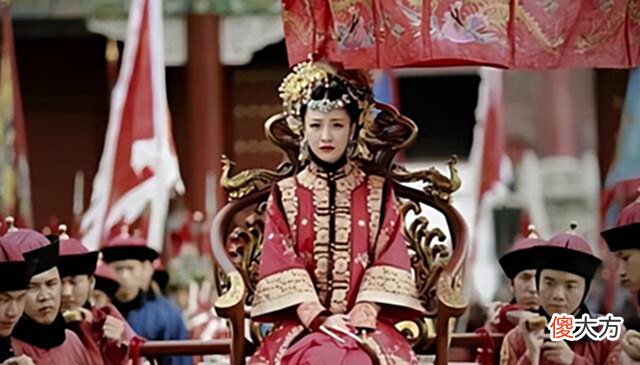 【爱历史】为何清朝后宫妃子受宠后,次日走路都要宫女搀扶?听听溥仪怎么说