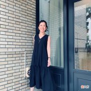【时尚一点】小个头女生怎样穿好长款连衣裙？看身高155的她优雅示范