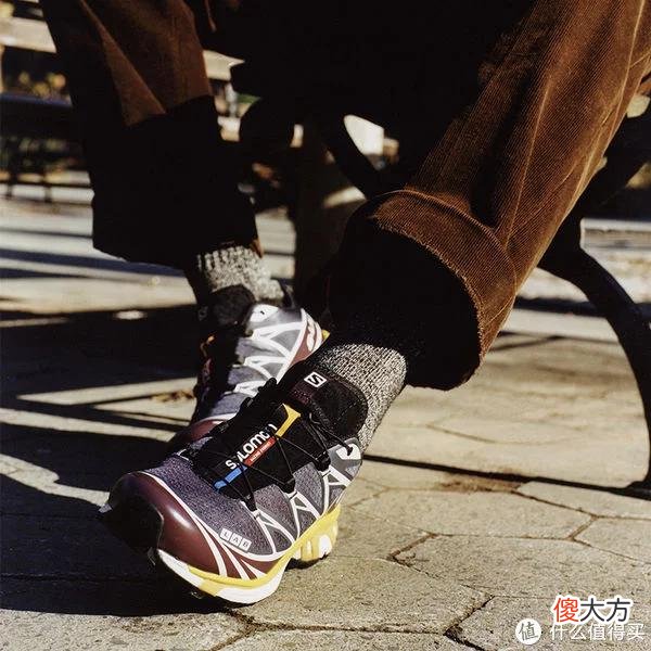 【时尚一点】想加入超火的露营和飞盘？8款潮流运动单品让你轻松驾驭！