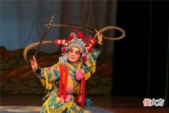 梦见演戏、唱戏_做梦梦到演戏、唱戏是什么意思