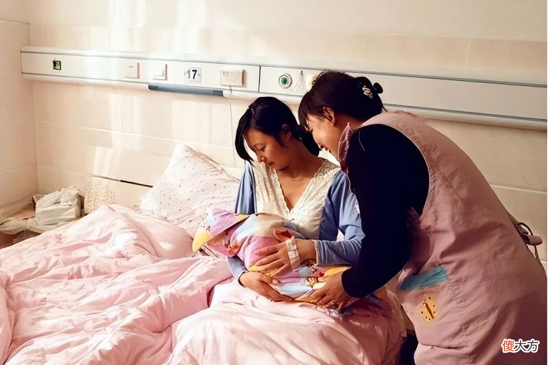 夏天如何科学坐月子？老人指导坐月子的经验靠谱吗？产妇当心掉坑