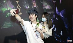 【游戏迷】骚男带女友龙龙见家长，富二代身份被证实，粉丝调侃七七又后悔了