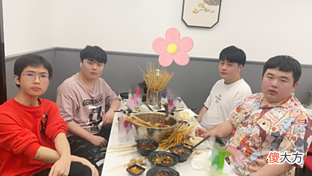 【游戏世界】Estar花海直言最想和AG交手，预测AG是S组第一，清融也赞同