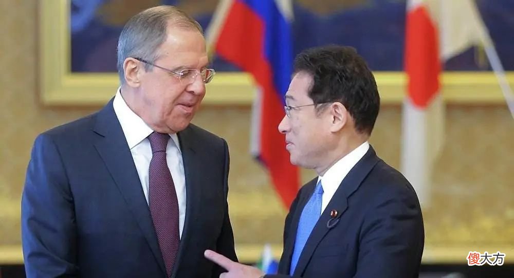 【爱历史】日本首相：邻国突然武力侵略，这样的行为不可原谅！