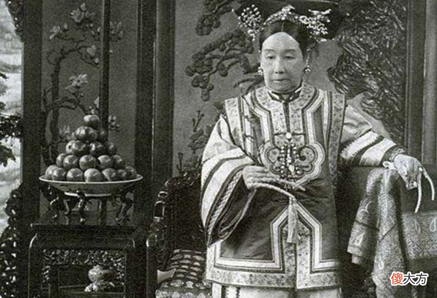 【历史故事】真实的慈禧“照片”，被美国博物馆保存多年，揭露其真实相貌