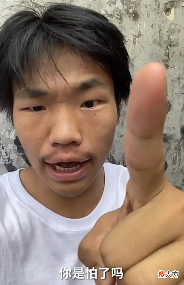 【游戏迷】农村国宝小丑行为惹众怒，篮球圈事件后又瞄准电竞圈了！
