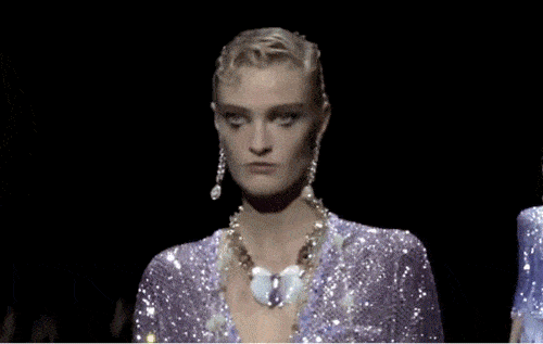 【时尚一点】Giorgio Armani Privé：闪烁银河