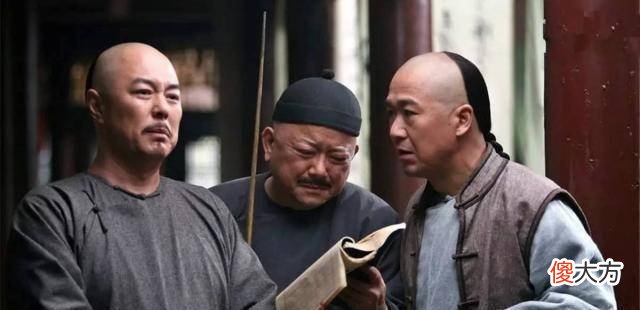 【历史故事】清朝乾隆身边的和珅，是一个历史上争议颇大的人物