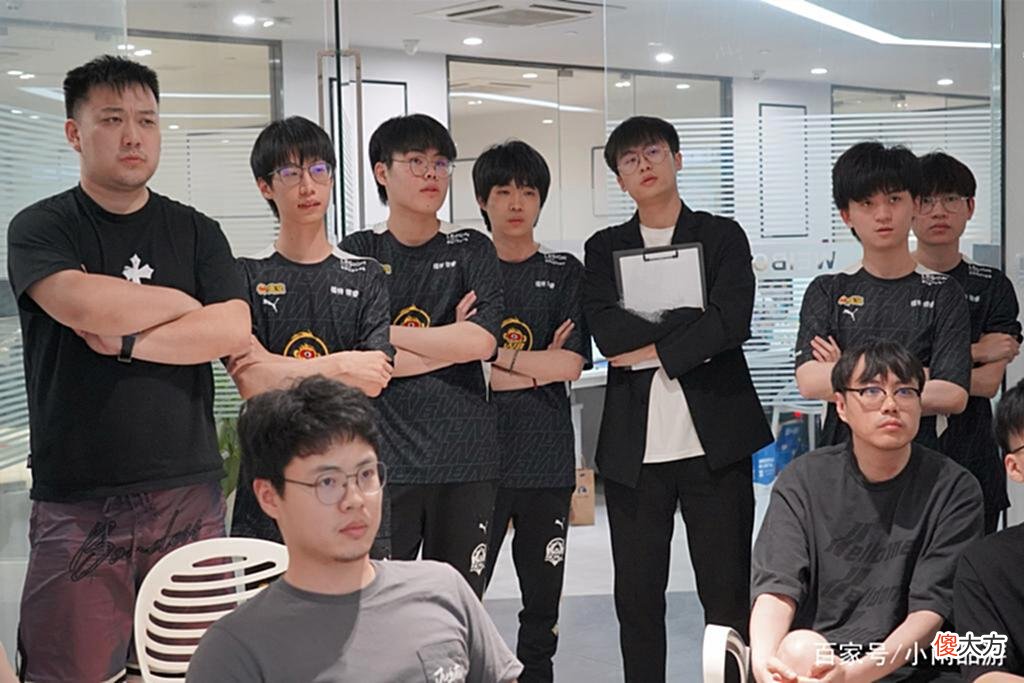 【游戏世界】KPL夏季赛7月2日看点：上海双雄会，WB再战狼队，AG志在复仇TTG