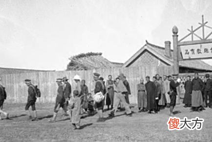 【爱历史】老照片：1931年的黑龙江呼兰，那时的教育局是这样的
