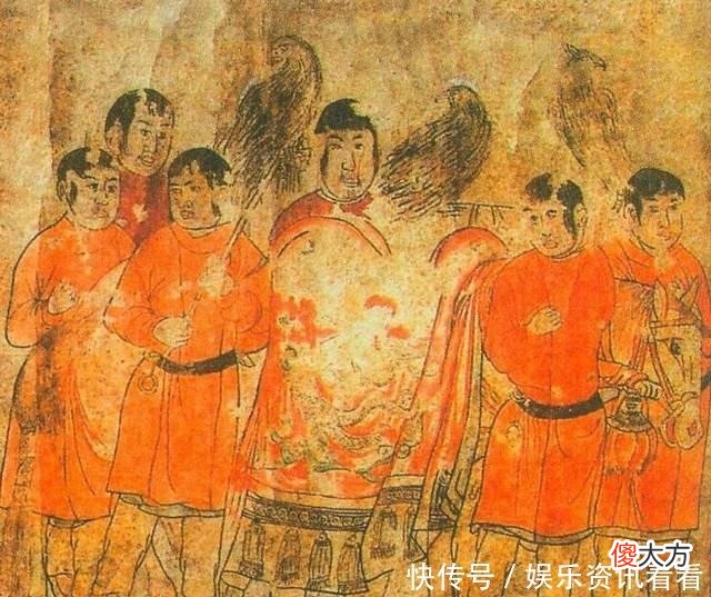 【爱历史】皇帝暗中在宰相衣服上烧了个洞，一年后发现洞还在，下令打开国库！