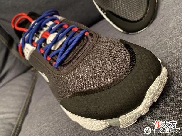 【就爱时尚】Nike React Live是双好穿的休闲鞋