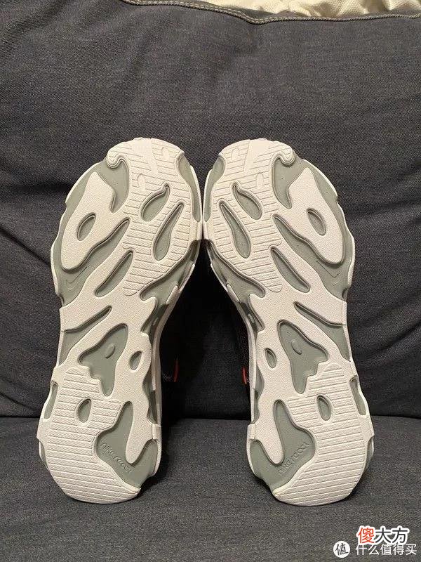 【就爱时尚】Nike React Live是双好穿的休闲鞋