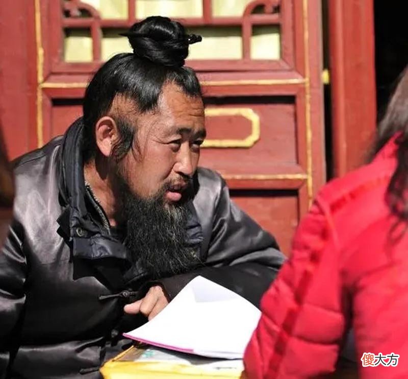 【历史故事】从未谋面的算命先生，为啥会知道你家里有几口人？真有预知能力？