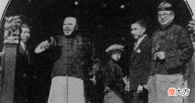 【爱历史】东洋人要求张静湖磕头，他不动神色亮出宝刀，半柱香让东洋人求饶