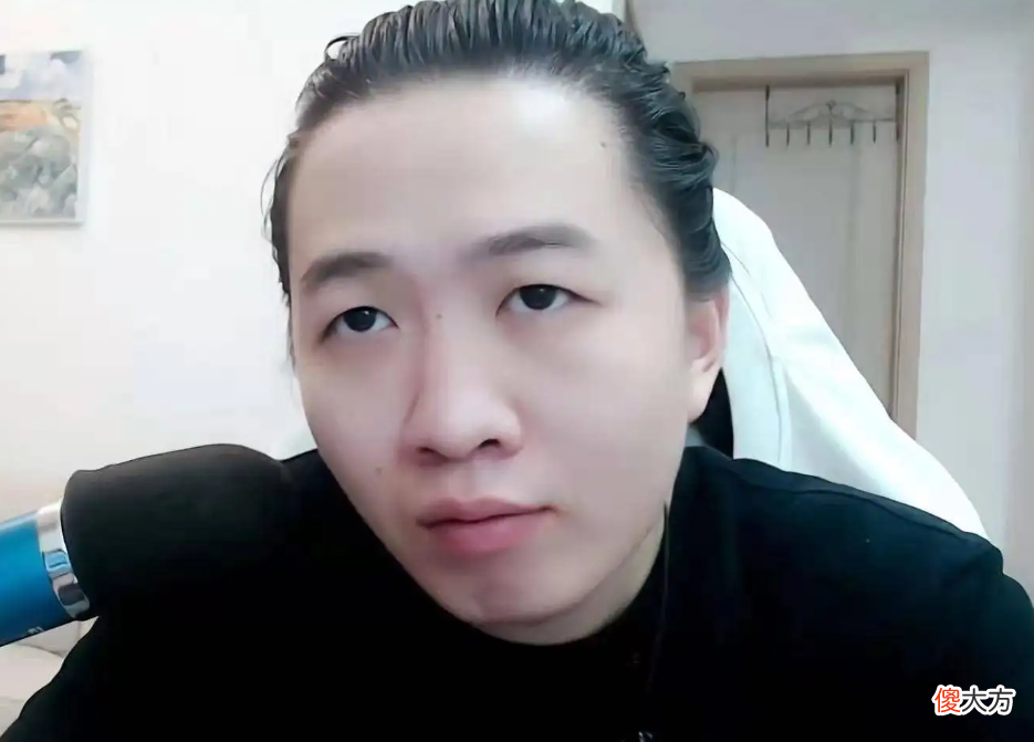 【游戏迷】吕德华被官方训话了？游戏被怼却沉默不语，水友：我没走错吧？