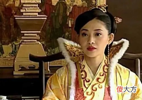 【历史故事】嫡母皇太后和生母皇太后谁的地位更高？数千年嫡庶等级是如何被一步步打破的？