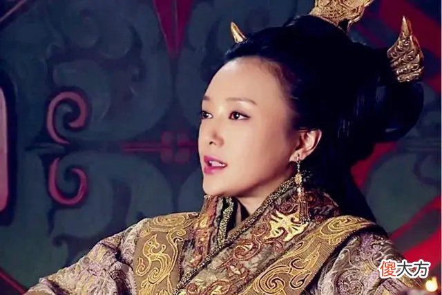 【历史故事】嫡母皇太后和生母皇太后谁的地位更高？数千年嫡庶等级是如何被一步步打破的？