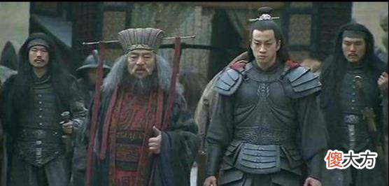 【历史故事】董卓回京仅仅带了3000兵马，为何却无人敢惹