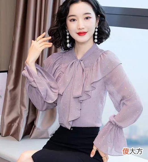 【就爱时尚】50岁女人，别再穿地摊货了，穿这样的衣服，洋气又减龄