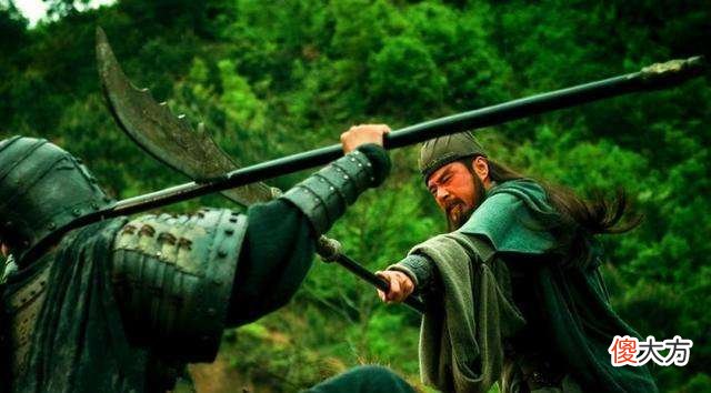 【爱历史】关羽为何舍弃曹操给的荣华富贵，跟随基本一无所有的刘备