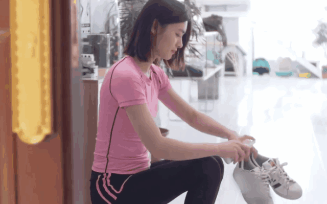 【时尚一点】建议女人：约会时备上这几样东西，关键时刻不“掉链子”！