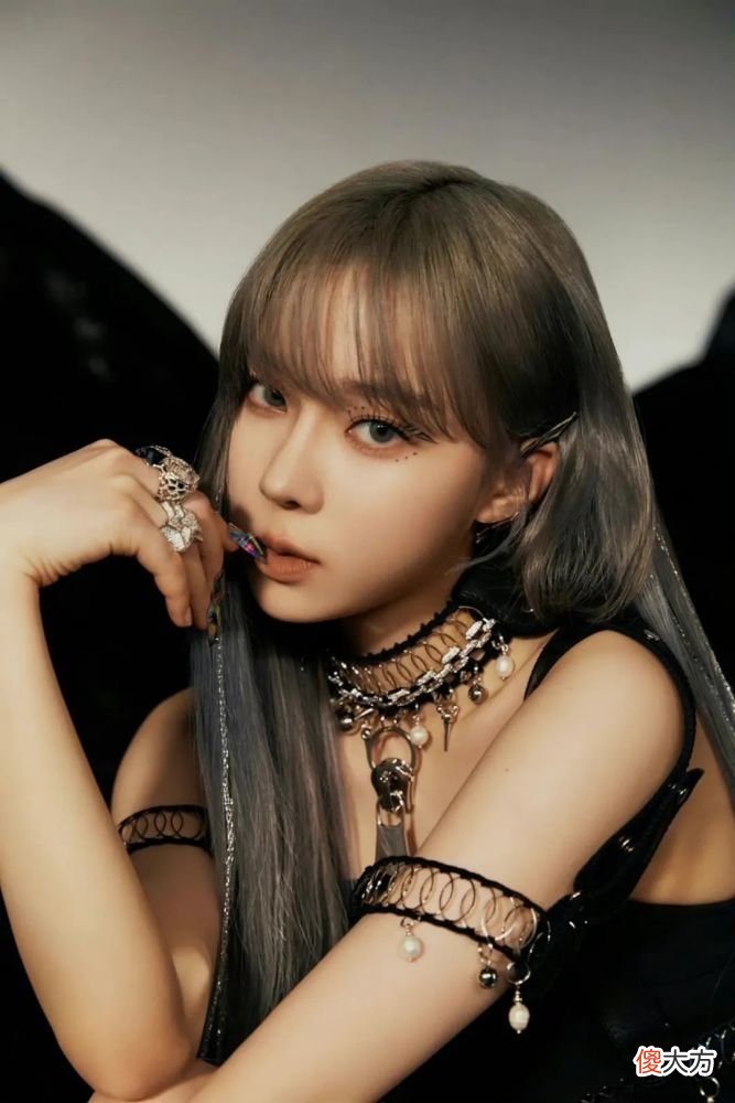 【就爱时尚】女团扎堆回归，看脸划重点——极适合普通人