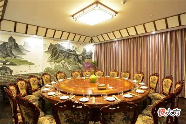 梦见别人请吃饭(图文)