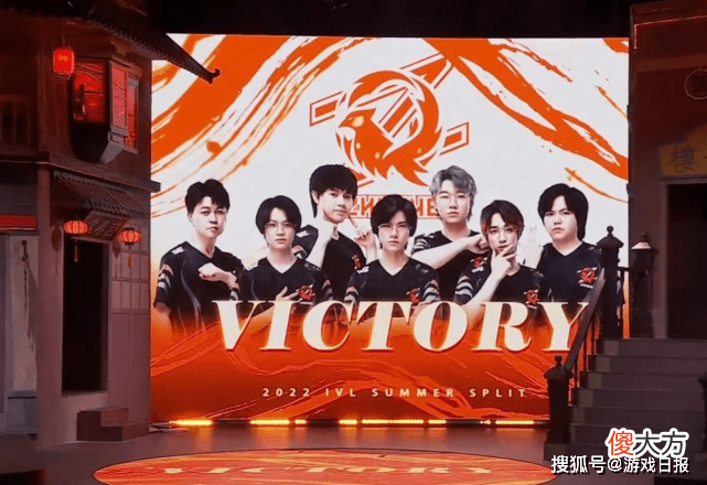 【游戏迷】第五人格：军工厂的地图选取与“你看不见我”的牵制技巧