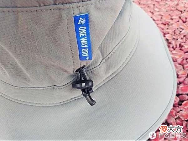 【时尚一点】这低调的小众品牌是我夏日的首先，先看帽子：单导动态奔尼帽