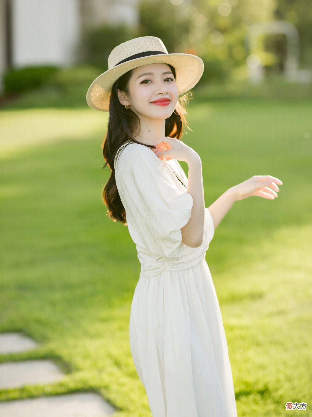【就爱时尚】35岁左右的女人，穿通勤风格的衣服更好看，学会这7套搭配就够了
