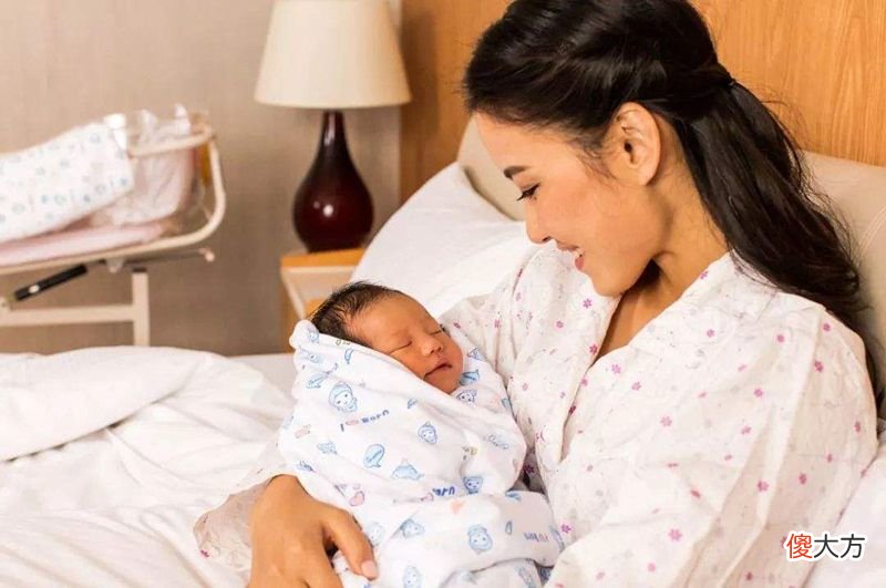 不请婆婆不请妈，90后“新型坐月子”开始流行，优劣对比一目了然