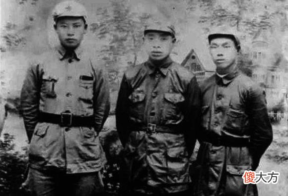 【历史故事】原创他因伤很少上战场打仗，但因一个特殊贡献，成为开国上将