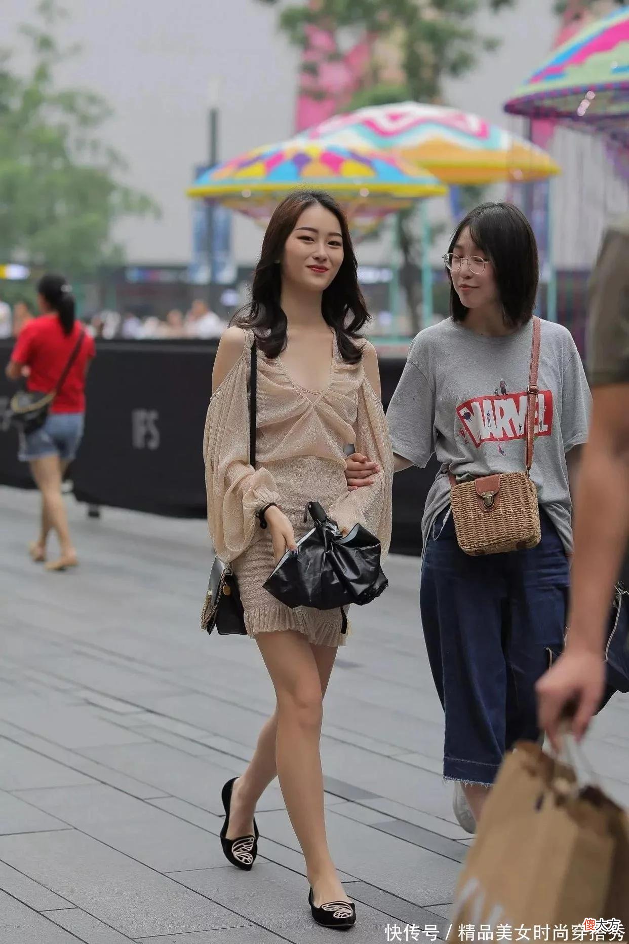 【时尚一点】网纱裙，青春时尚穿着凉爽，衬托出的身材曲线显瘦又性感，轻熟美丽又魅力十足