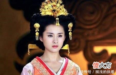 【历史故事】皇帝醉酒睡错一人，竟使江山延续两百年，成为封建王朝的传奇！