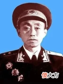 【爱历史】一野杨罗耿兵团杨得志司令员罗瑞卿政委耿飙参谋长麾下师长以上将军55年授什么军衔？少将 中将 上将？