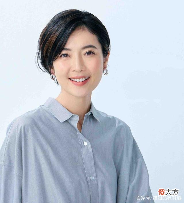 【时尚一点】裙子越长越优雅、头发越短越时髦，试试这种搭配方式，保证很个性