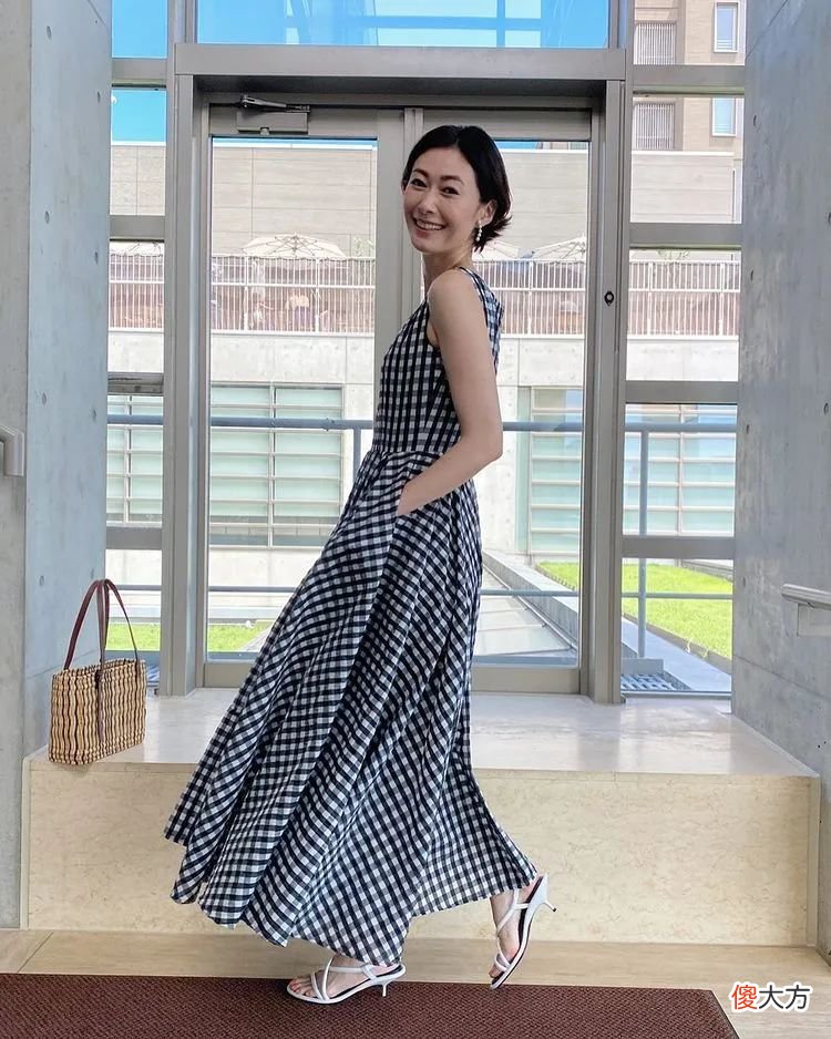 【时尚一点】不会费心思的夏日穿搭参考来了｜博主周报