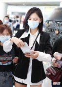 【就爱时尚】张予曦的腿也太长了，穿辣裤太能抢镜了，女生都忍不住羡慕
