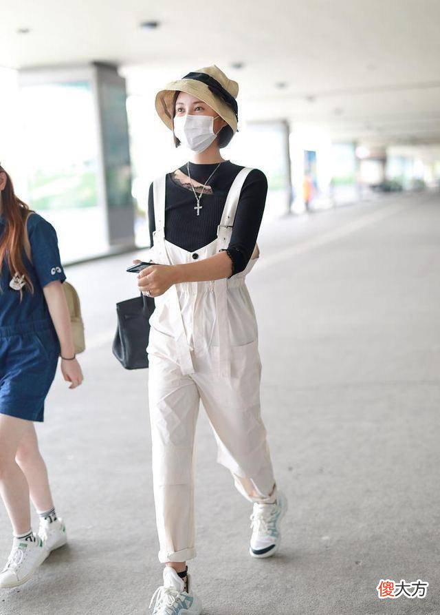 【就爱时尚】张歆艺太懂微胖搭配，选的服装个性还藏肉