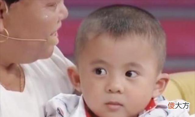 马瑞林与潘丽炫：1米75小伙娶90cm“袖珍人”