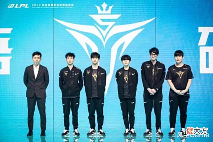 【游戏世界】Rookie即将重回赛场!V5官宣“小许秀”下放,100%胜率中单成佳话