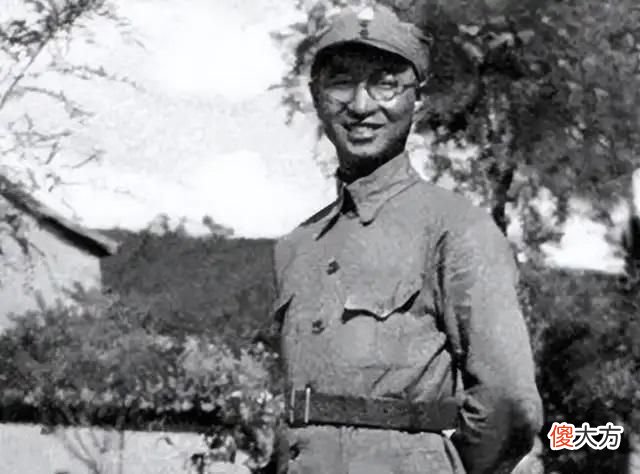 【历史故事】神头岭巅峰对抗！八路军极致隐蔽，顺风扶起踩倒的草，骗过日军