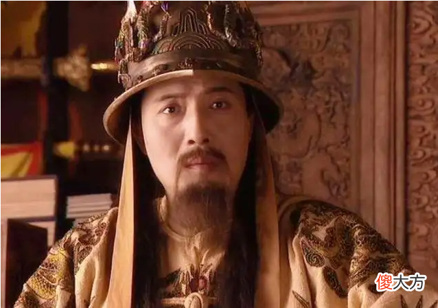 【历史故事】被凌迟处死的皇帝：四肢被钉在牛车上割了1516刀，死时年仅16岁