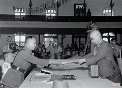 【爱历史】日本兵雕像永久下跪赎罪！日本多次要求拆除，我国：完成三个条件