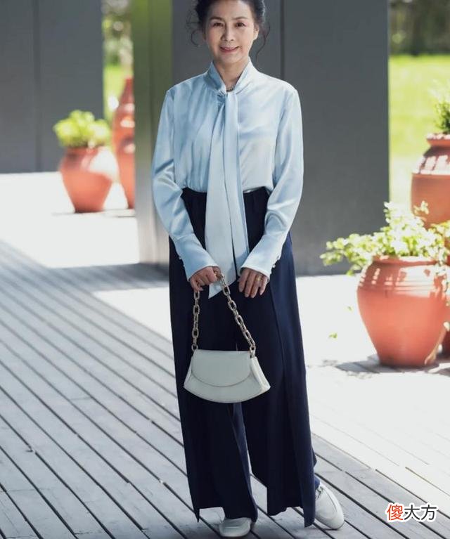 【时尚一点】50岁微胖女人，穿衣要扬长避短，聪明女生这样穿，美出新高度
