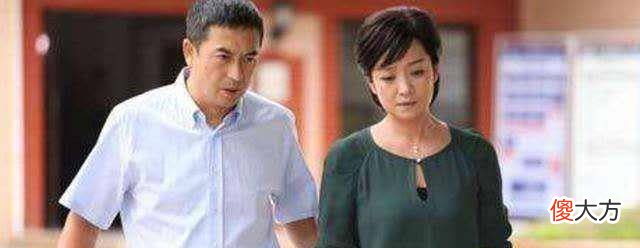 【时尚一点】王海燕：中年女性穿衬衫会显得很稳重、大气，气质会变得更温和