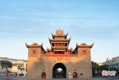 【历史故事】朱栴尸骨未寒，他的两个儿子为了王位却打的不可开交