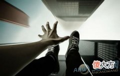常见高空坠落梦境解析(图文)