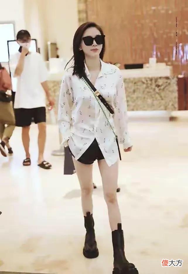 【就爱时尚】身高不足技巧来补！夏装的六种显高显瘦技巧太有用了，赶紧收藏吧